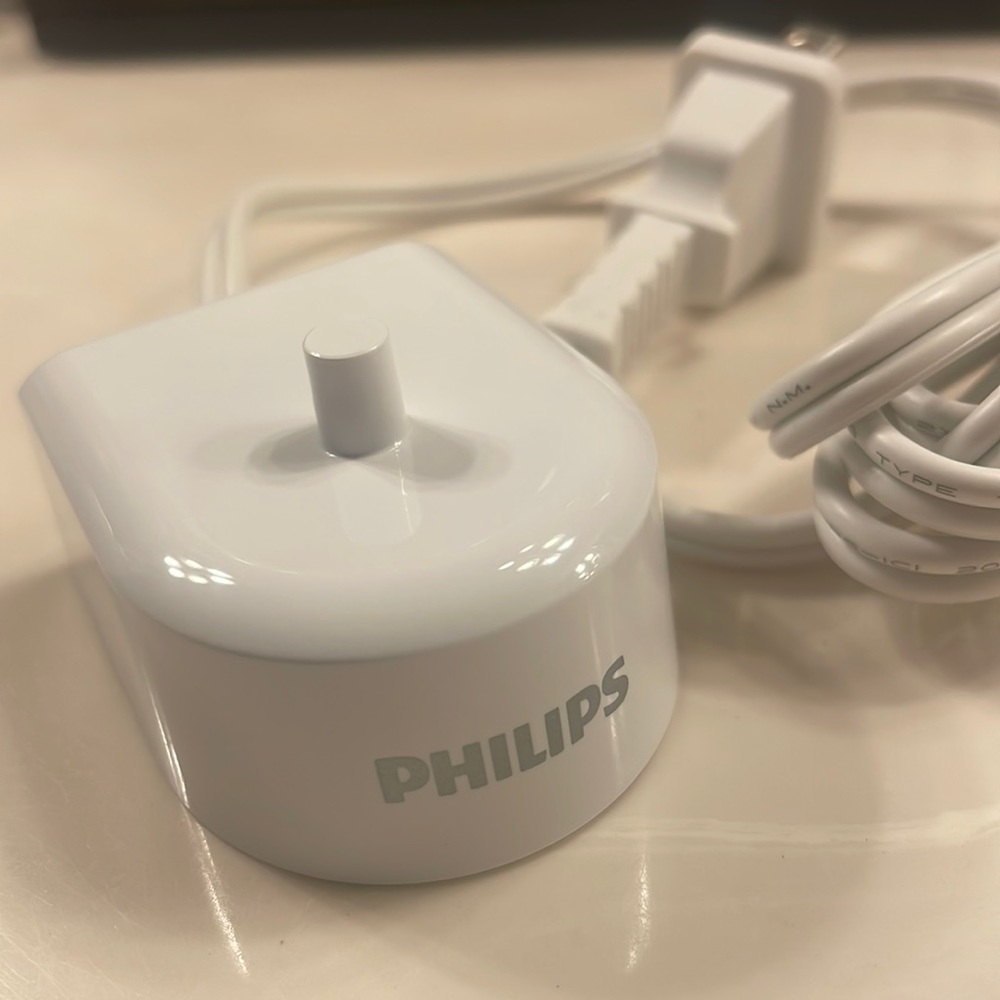 Charger Base for Philips Sonicare Toothbrushes, New